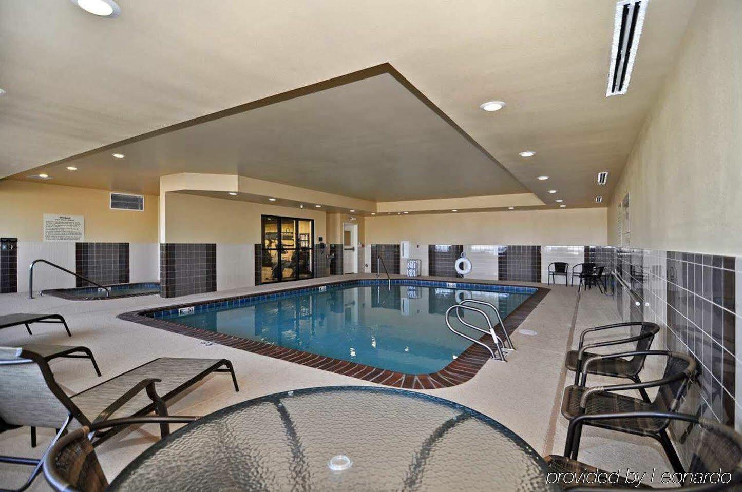 Hampton Inn Аламоса Екстер'єр фото